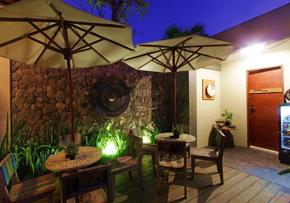 Uma Karan Hotel Kuta Lombok Buitenkant foto