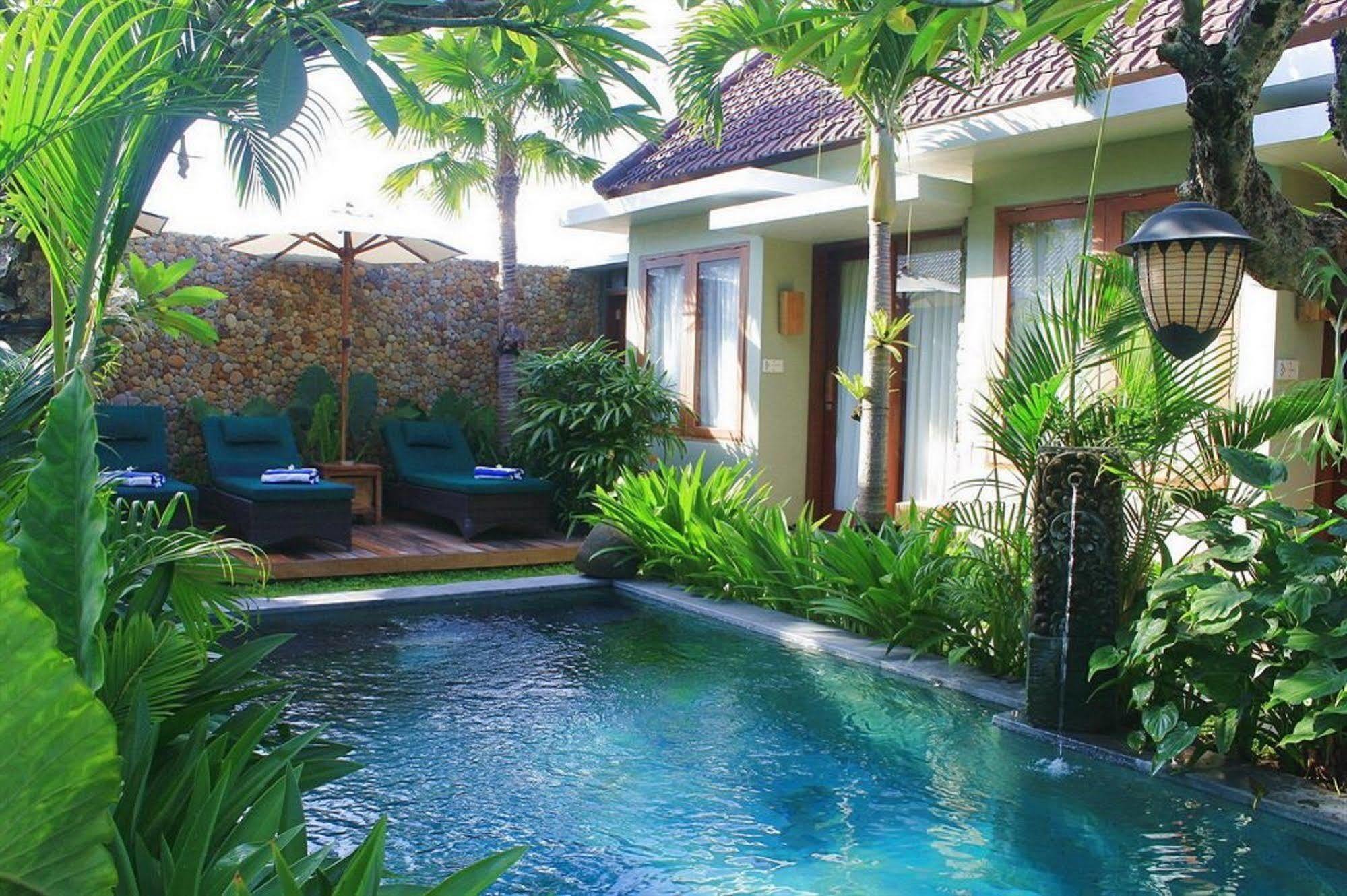 Uma Karan Hotel Kuta Lombok Buitenkant foto