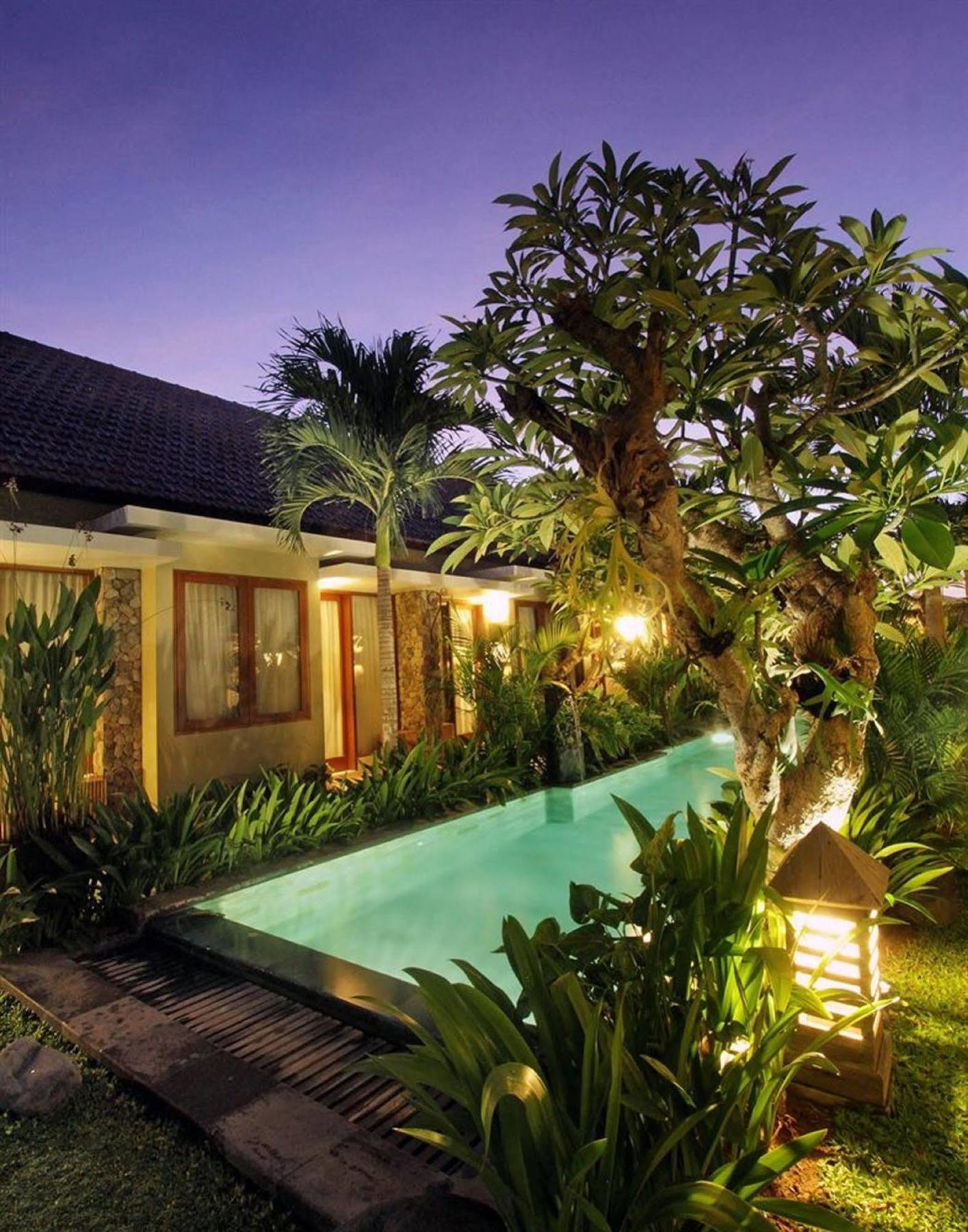 Uma Karan Hotel Kuta Lombok Buitenkant foto