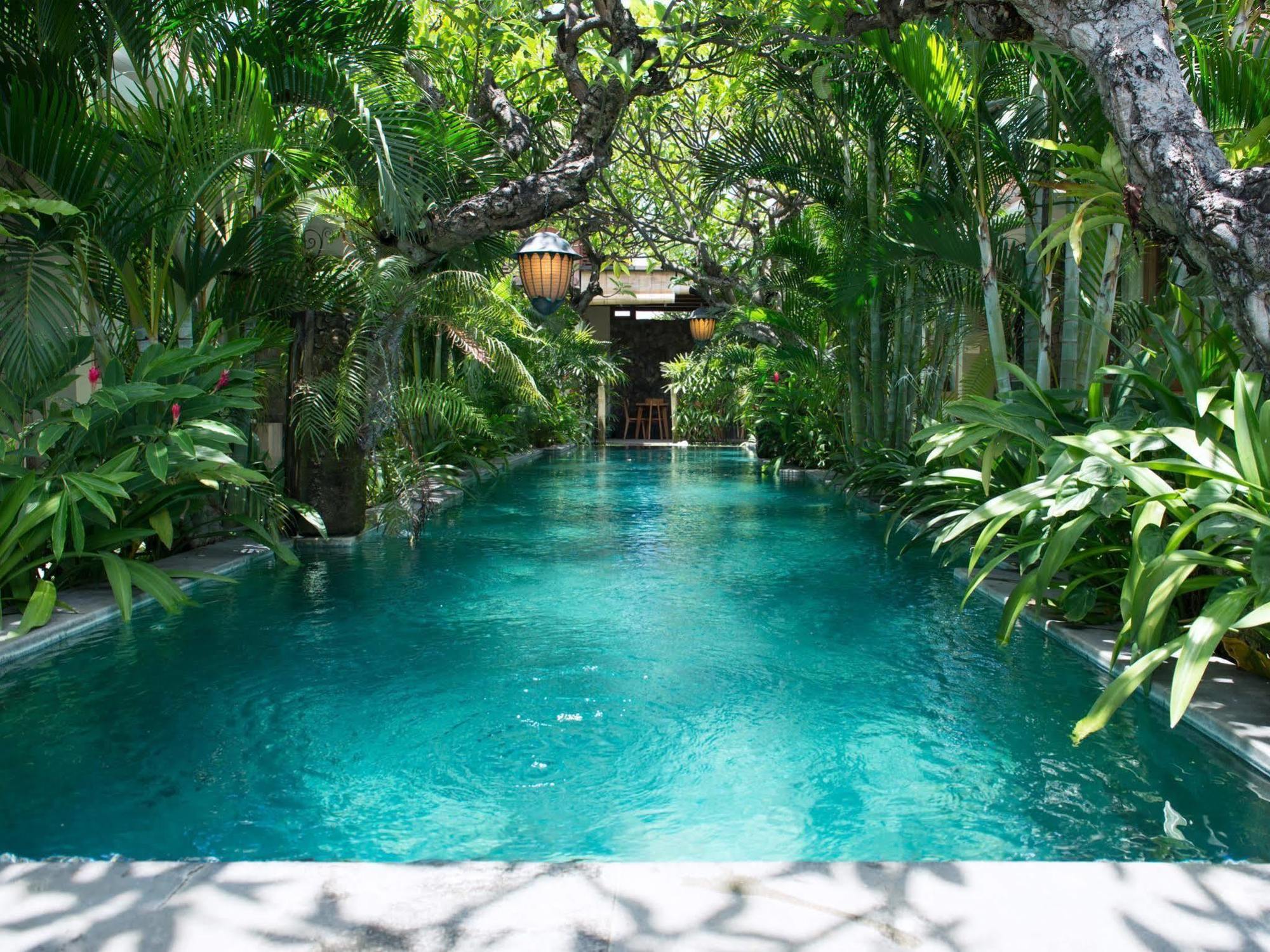 Uma Karan Hotel Kuta Lombok Buitenkant foto